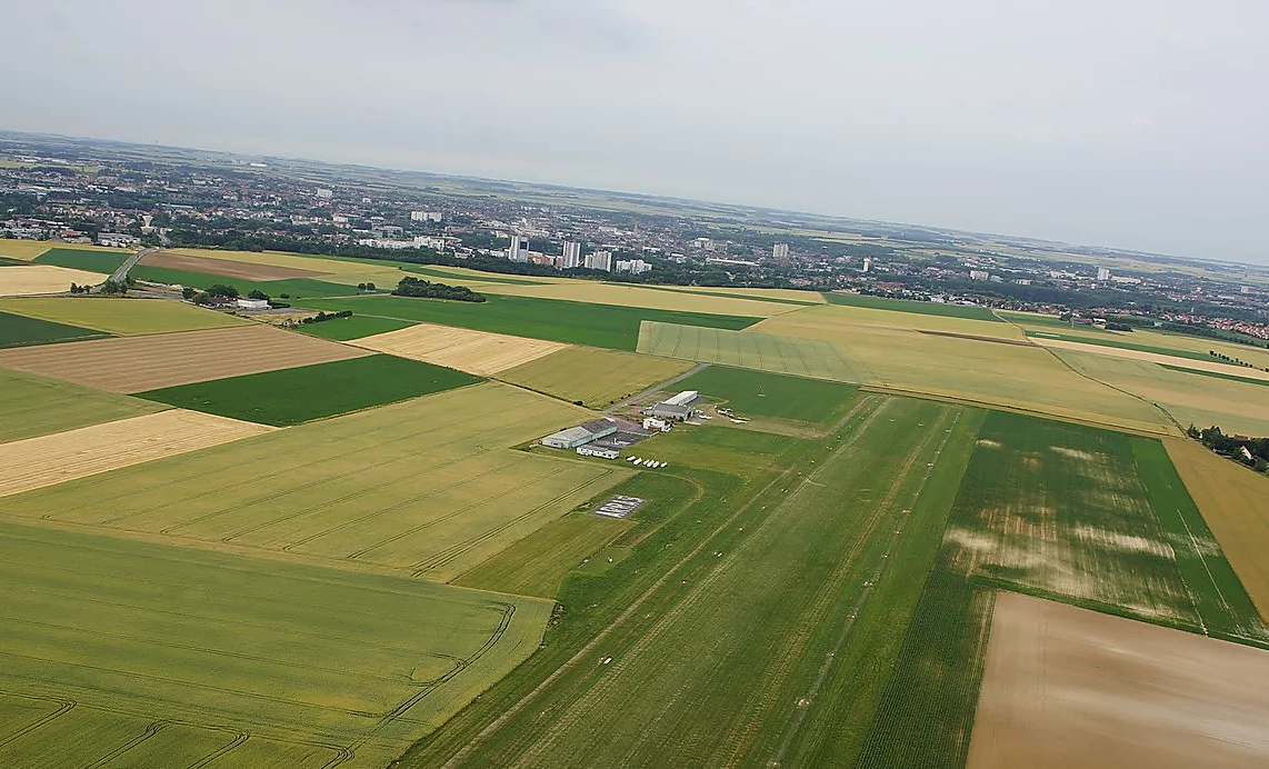 Aérodrome LFQD 3