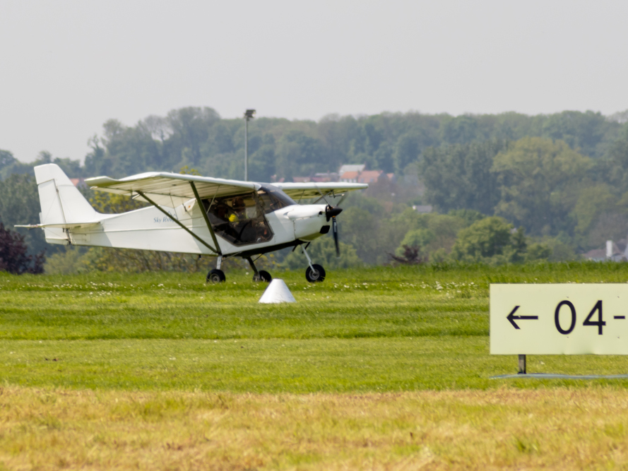 ULM Club Arras, décollage d'un ULM 3-axes Sky Ranger